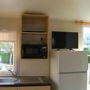 Camp-home Emplacement 99, 106,107 Camping